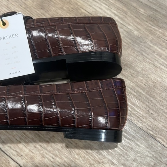 ZARA Animal Print Leather Loafers - Picture 8 of 13